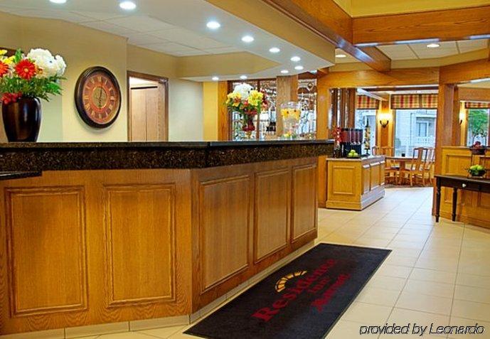 Sonesta Simply Suites Cleveland Airport Middleburg Heights Exterior photo